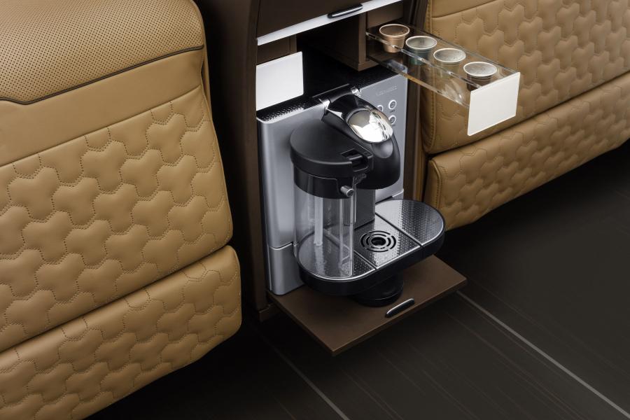 Детали интерьера Mercedes-Benz Sprinter Business Lounge by Brabus (Br.906) 2014 года  (фото 18 из 33)